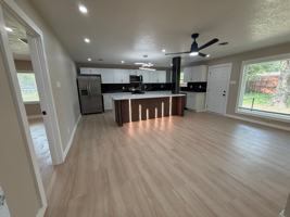 featured image of 302 N Cottonwood Dr