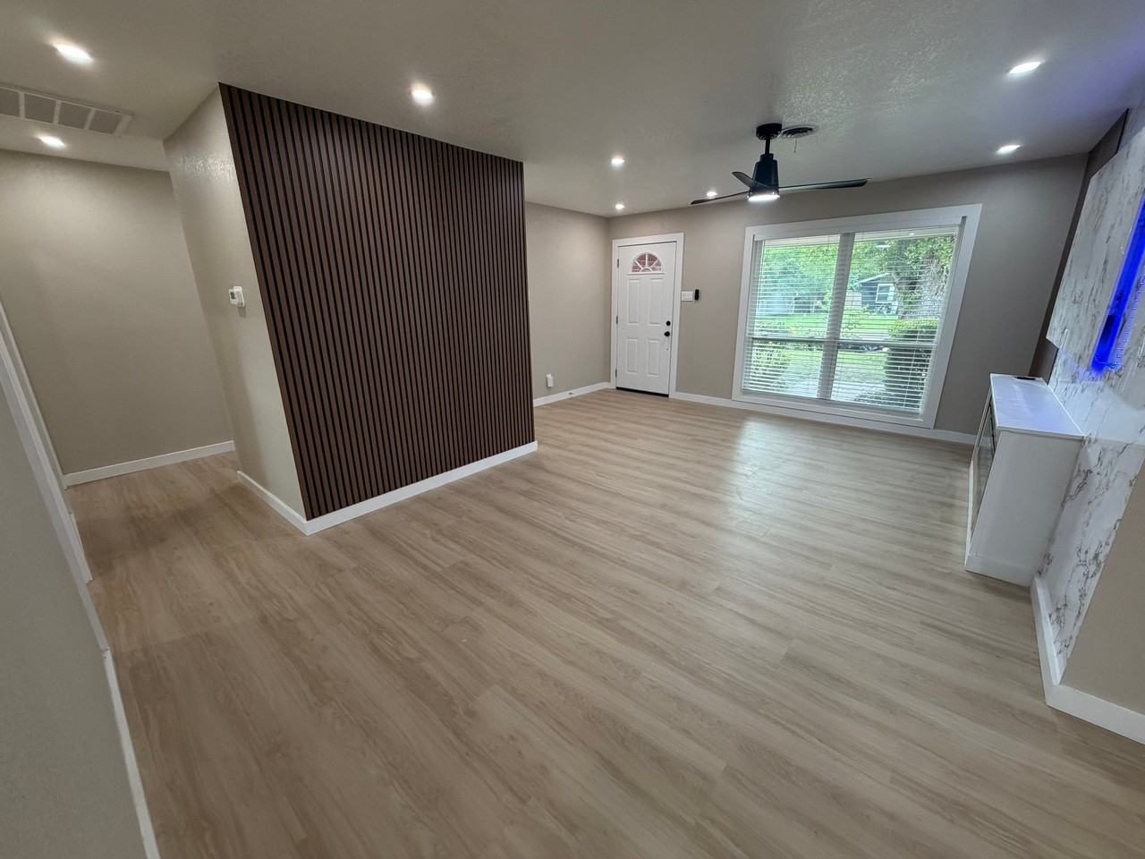 302 N Cottonwood Dr - Photo 6 of 15