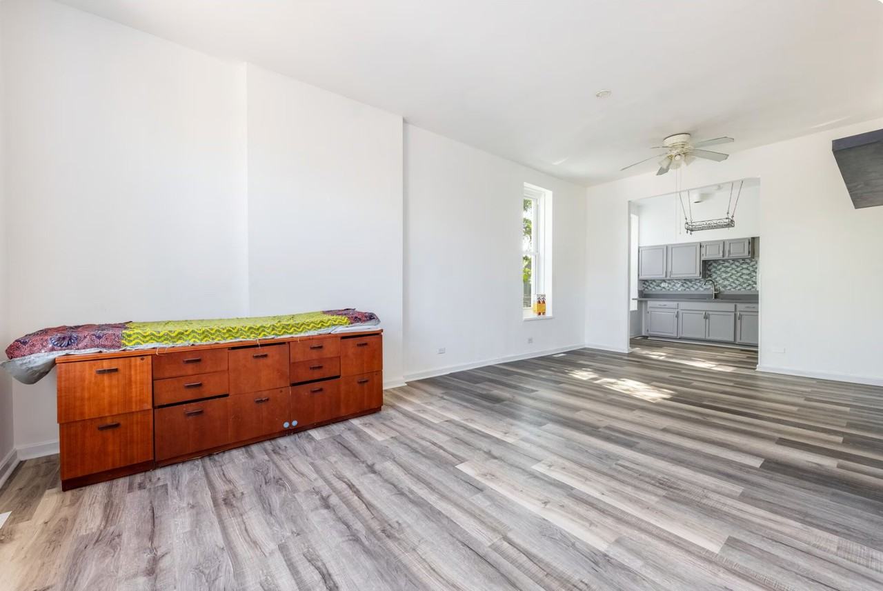 901 W 19th St #3 - Photo 5 of 17