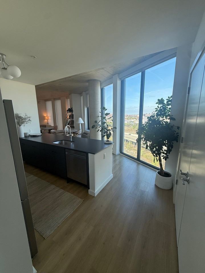 270 Johnston Ave #1403 - Photo 2 of 10