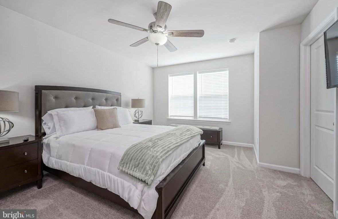 321 Mazzeo Dr - Photo 7 of 15