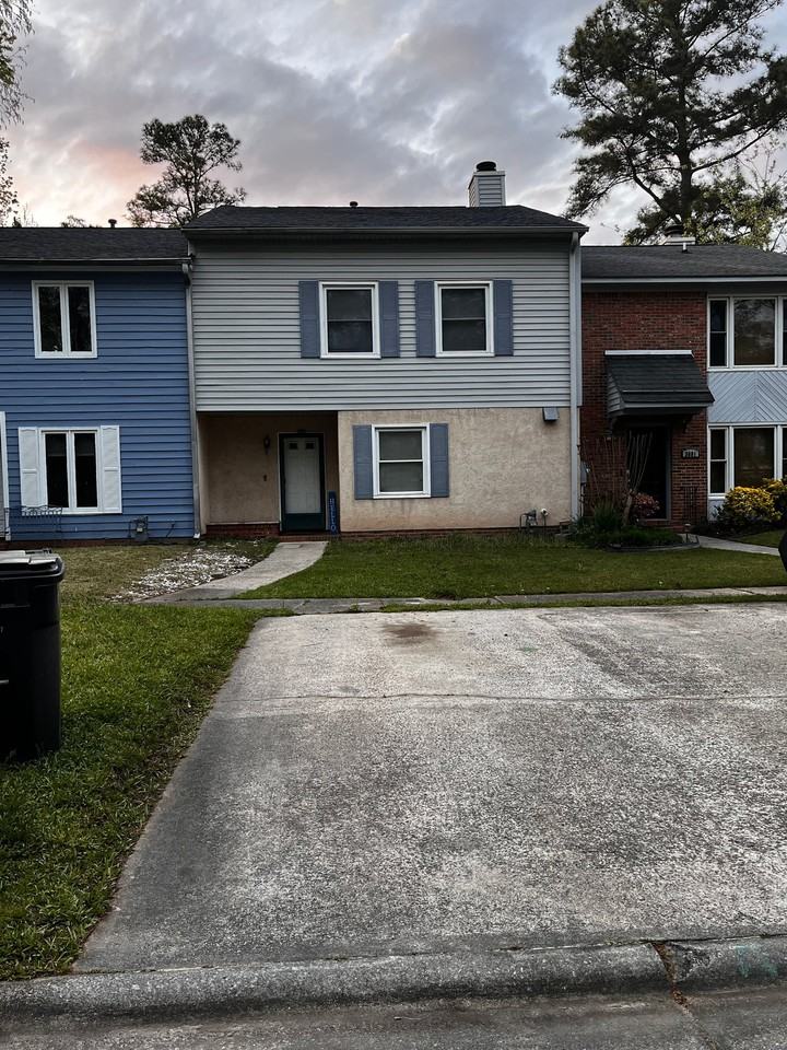 3003 Creek View Ct - Photo 2 of 17