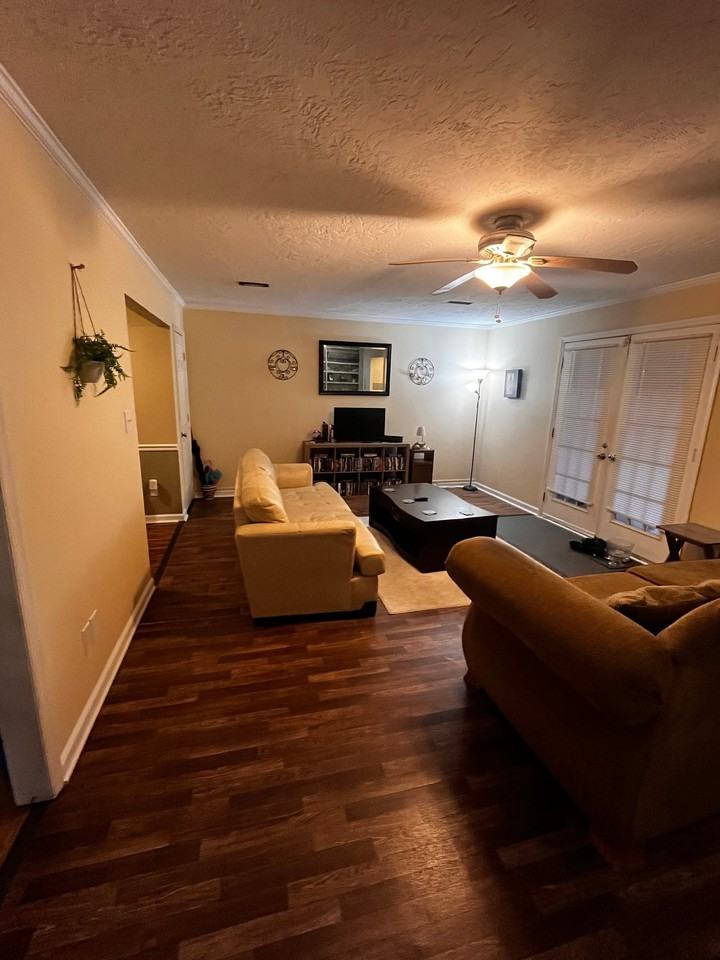 3003 Creek View Ct - Photo 7 of 17