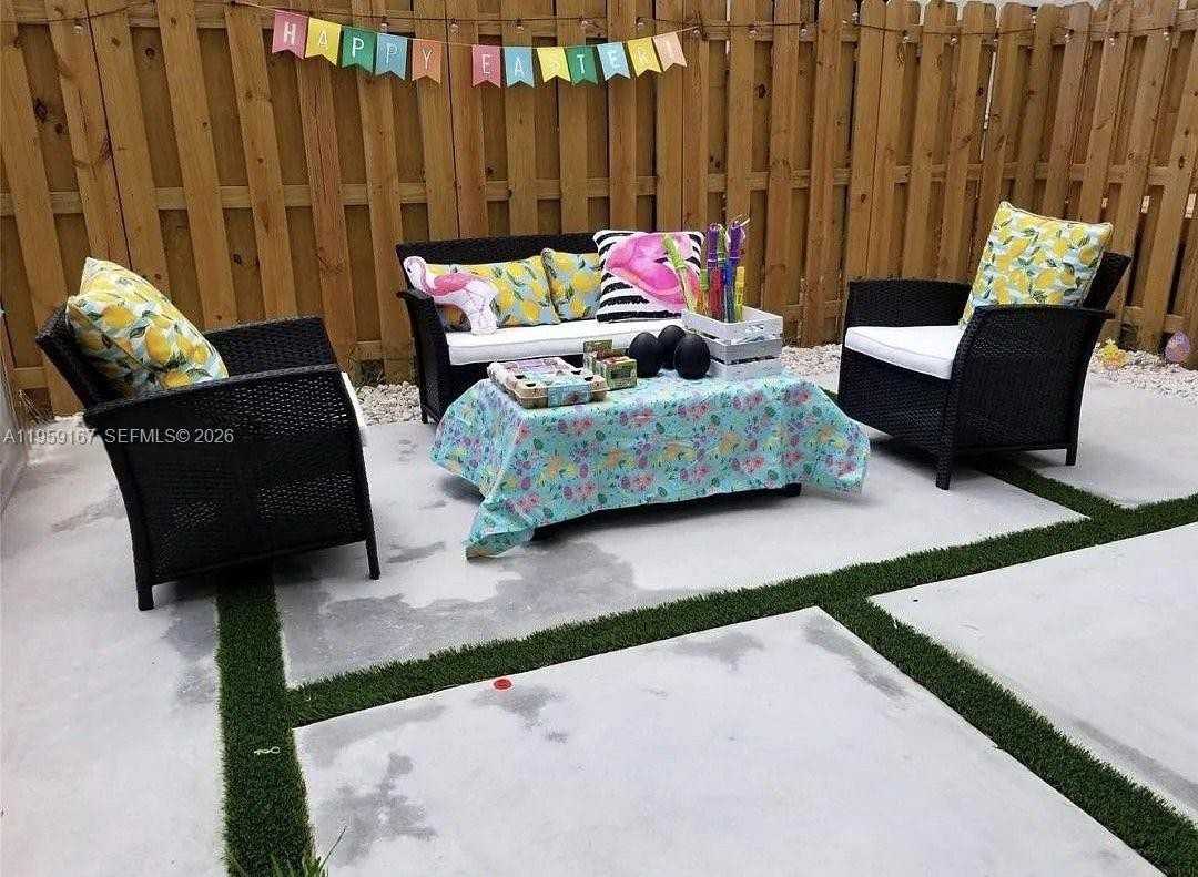 11428 Southwest 252nd Street - Photo 3 of 16