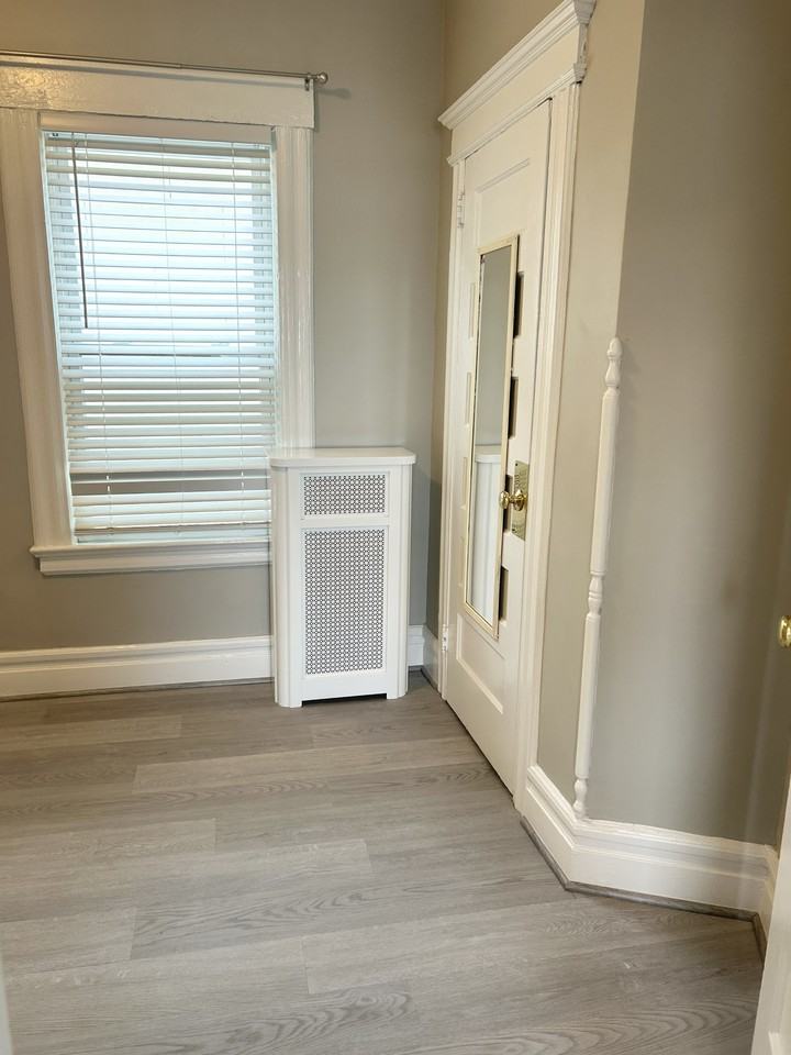 10 Devon Ter #2ndFL - Photo 4 of 31