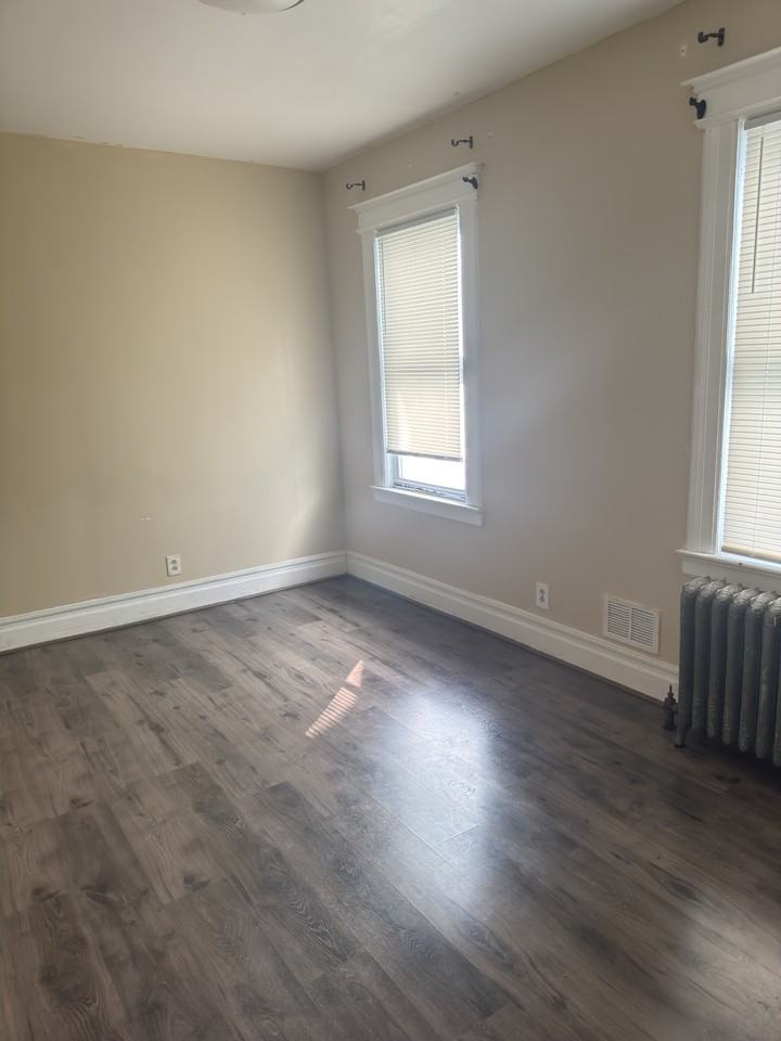 486 N Maple Ave #1 - Photo 2 of 6