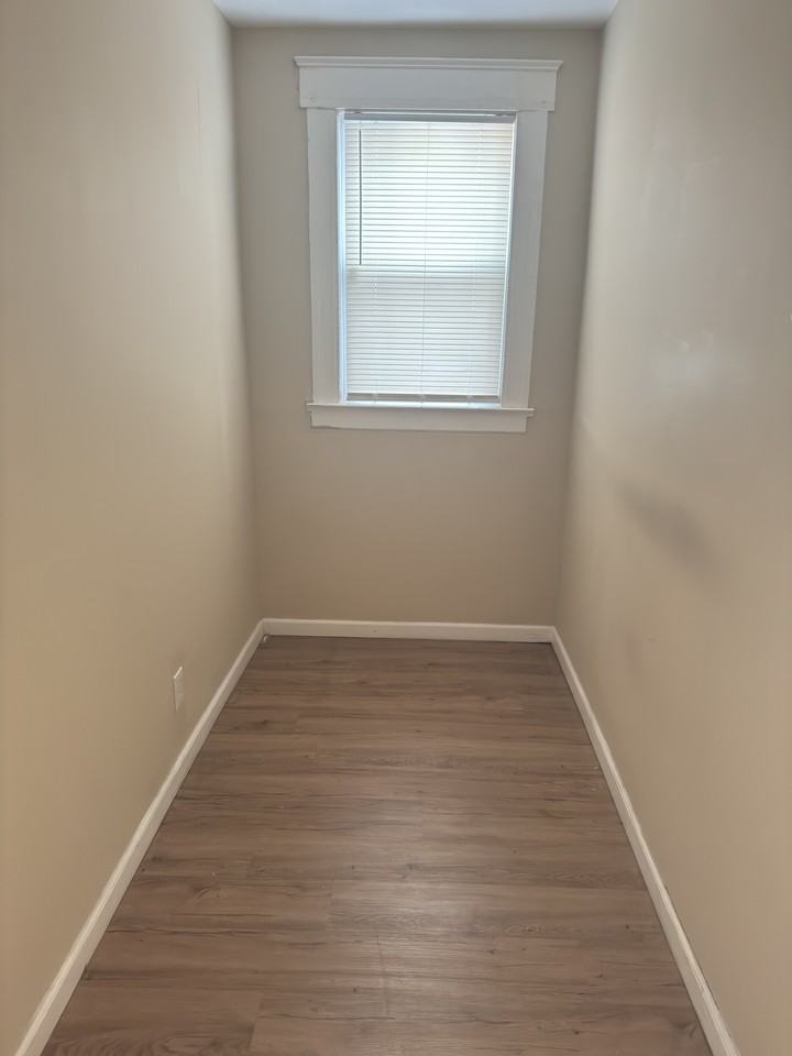 486 N Maple Ave #1 - Photo 4 of 6