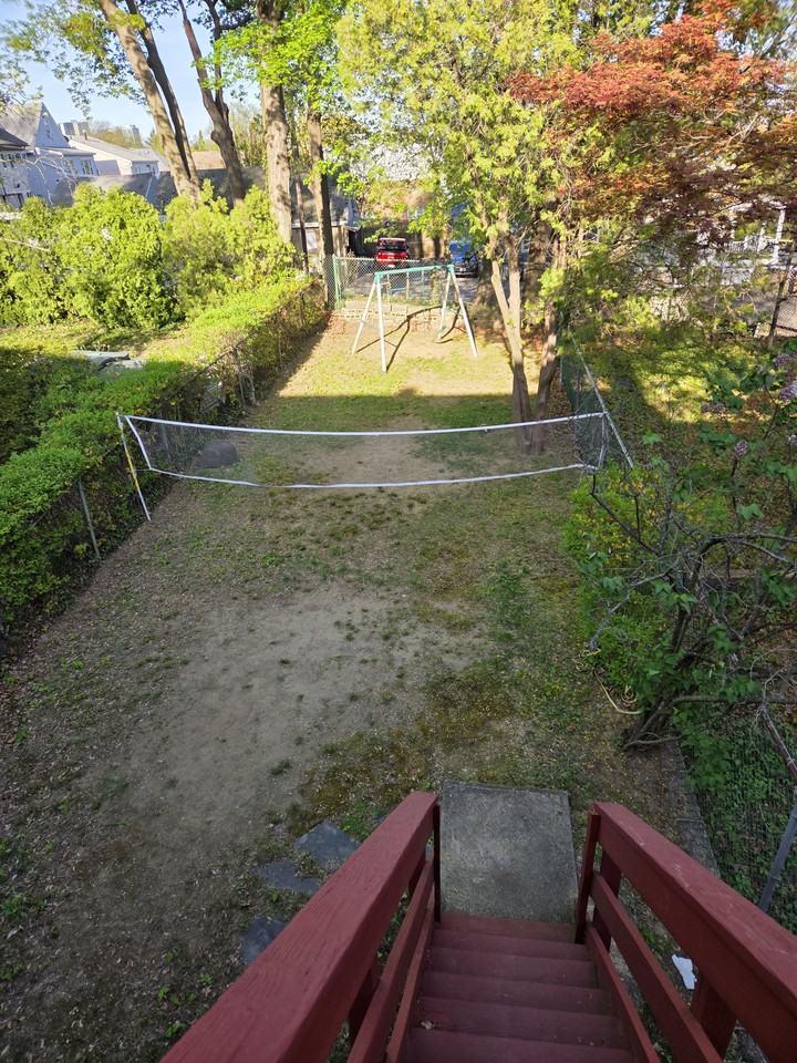 552 Manor Ridge Rd - Photo 5 of 40