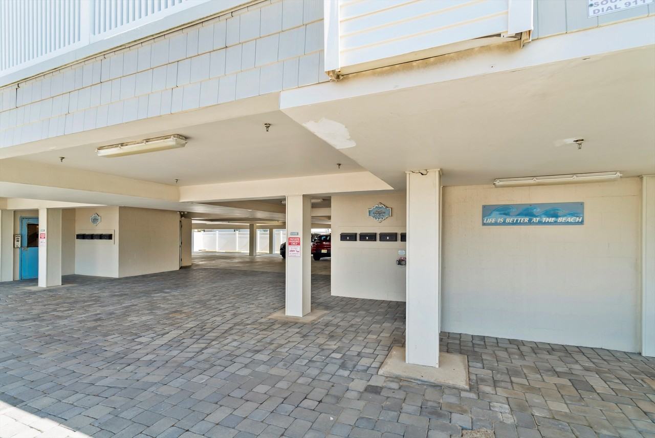 18 Sheridan Ave #3 - Photo 3 of 12