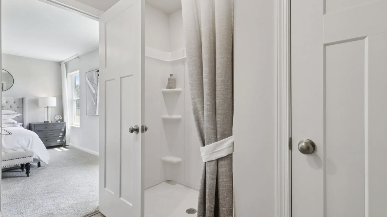 703 Hardman Drive - Photo 6 of 16