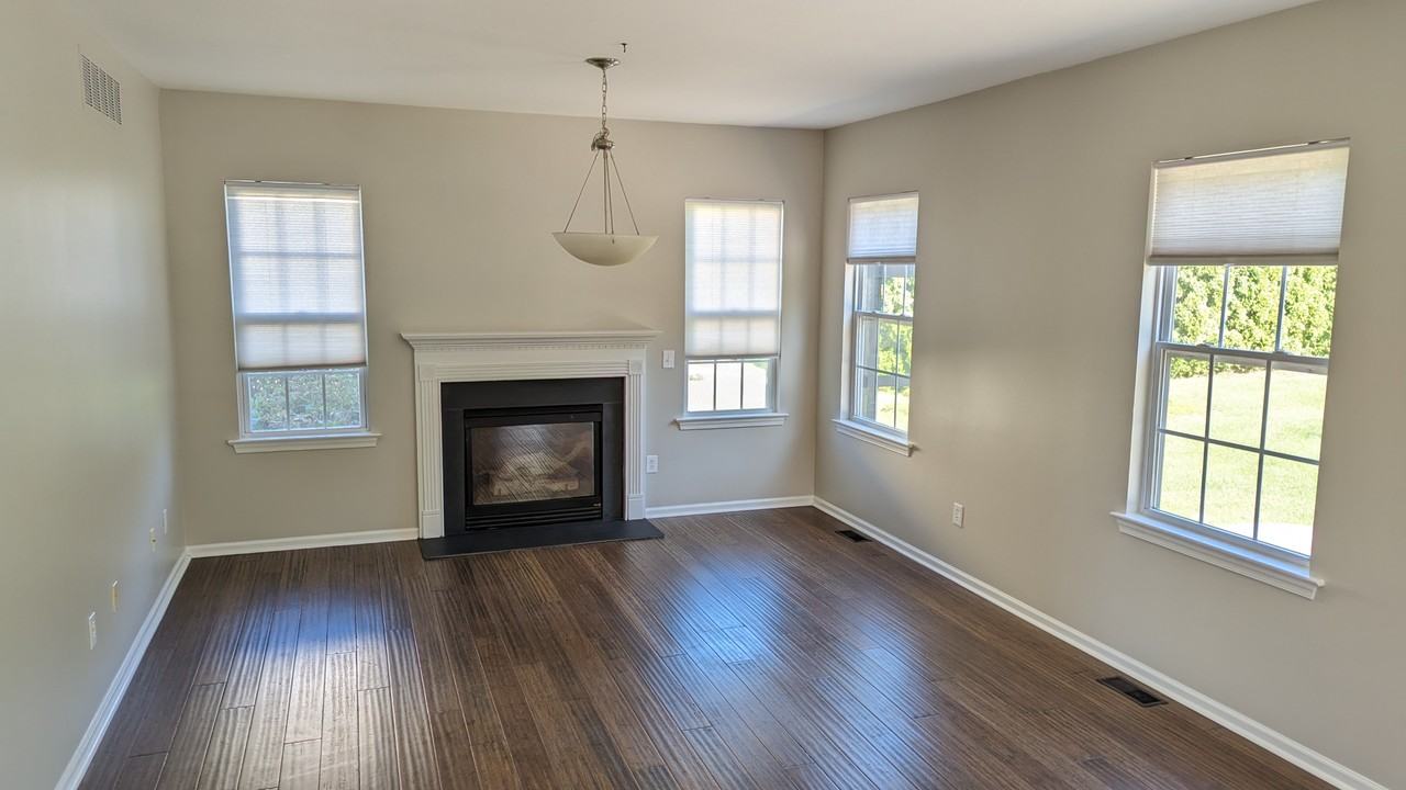 148 Lakeside Dr #NA - Photo 6 of 22