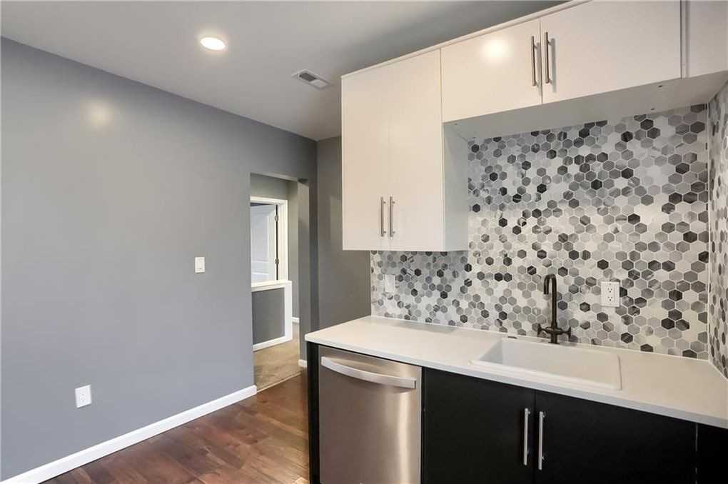 32 Wilson St #NA - Photo 3 of 11