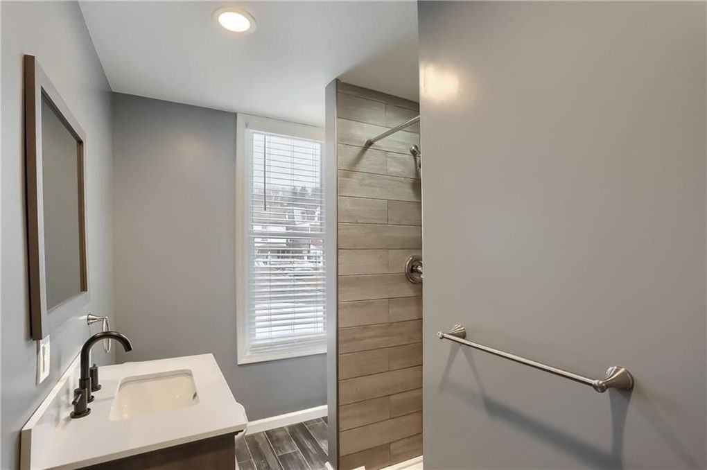 32 Wilson St #NA - Photo 6 of 11