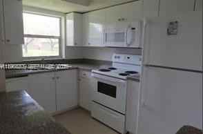 2021 Northwest 59th Terrace #0 - Photo 6 of 15