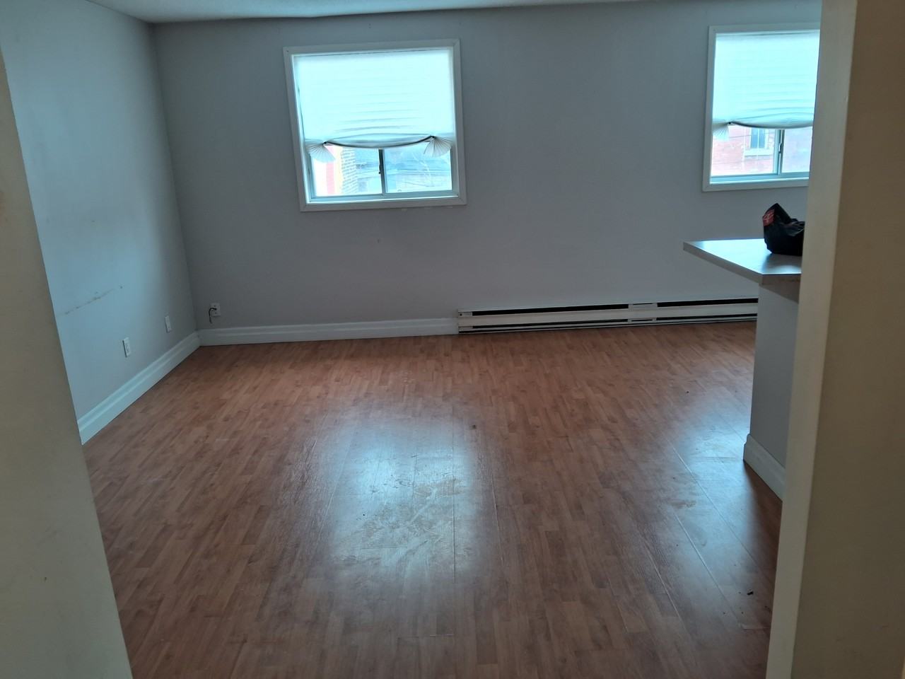 1421 Dundas Street West - Photo 6