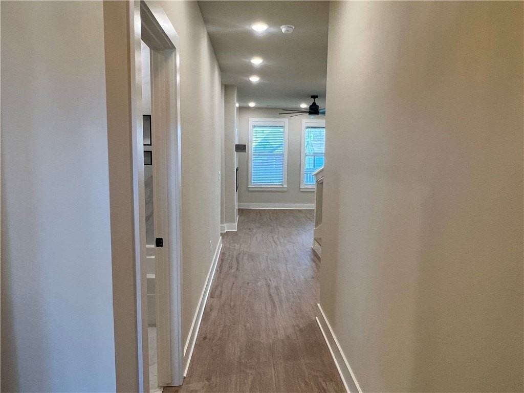 970 Moksha St - Photo 7 of 18