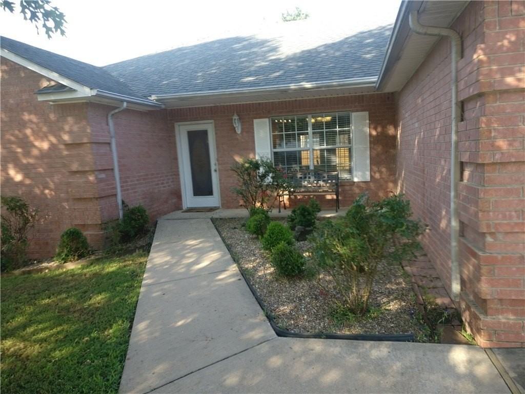 2783 N Boxwood Dr - Photo 2 of 19