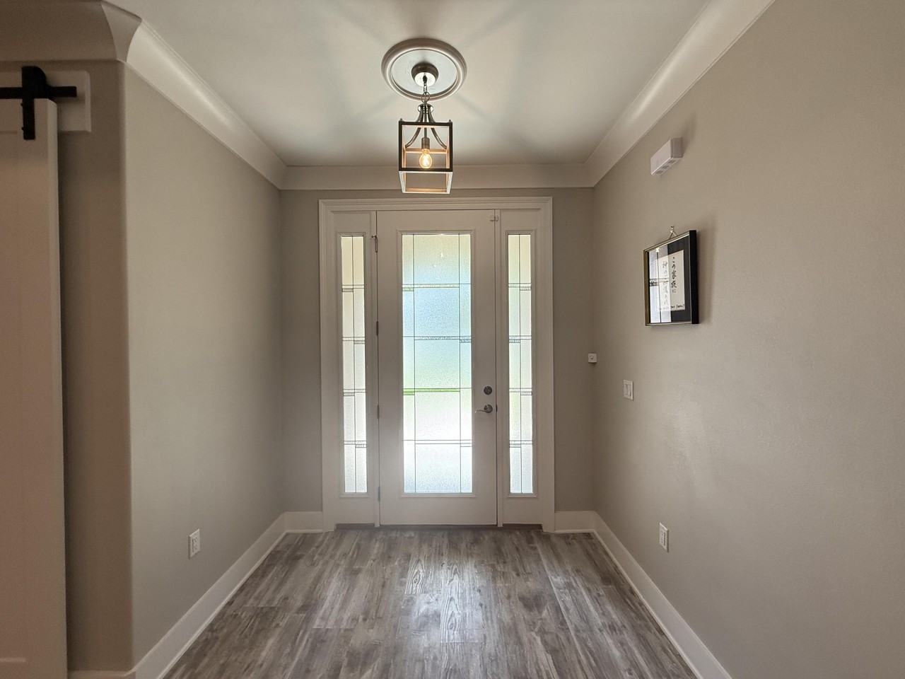 1002 Gloria Ave - Photo 4 of 30