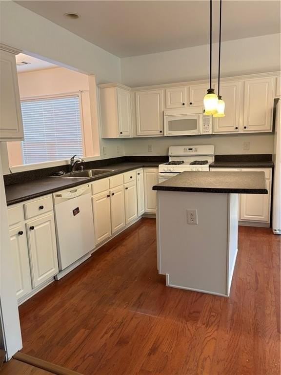 6330 Waveland Dr - Photo 3 of 15