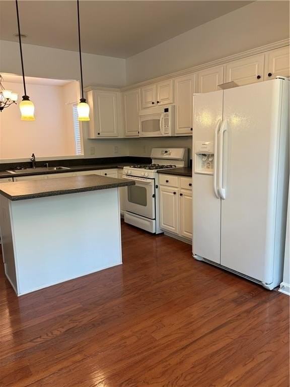 6330 Waveland Dr - Photo 4 of 15