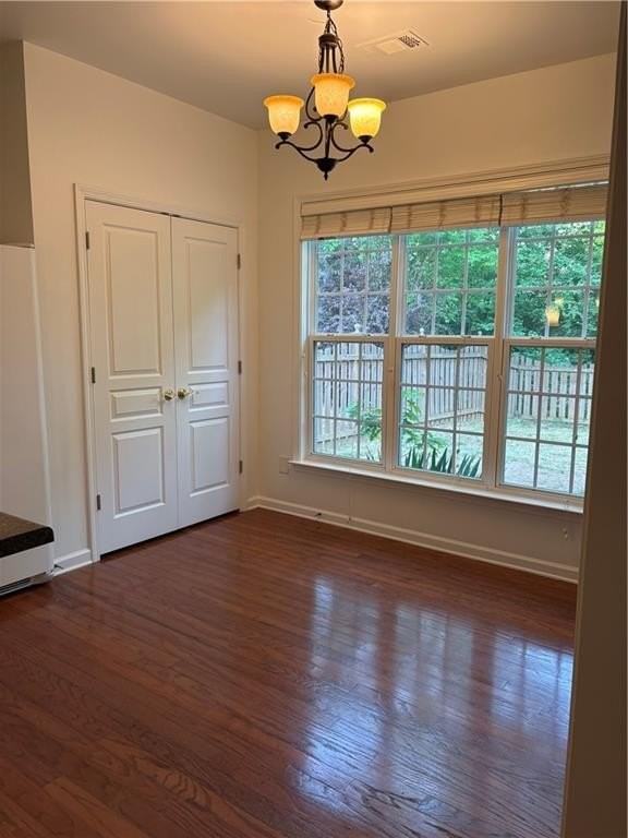 6330 Waveland Dr - Photo 5 of 15