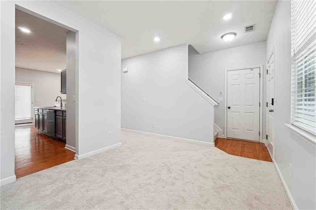 396 Weatherstone Pl - Photo 4 of 25