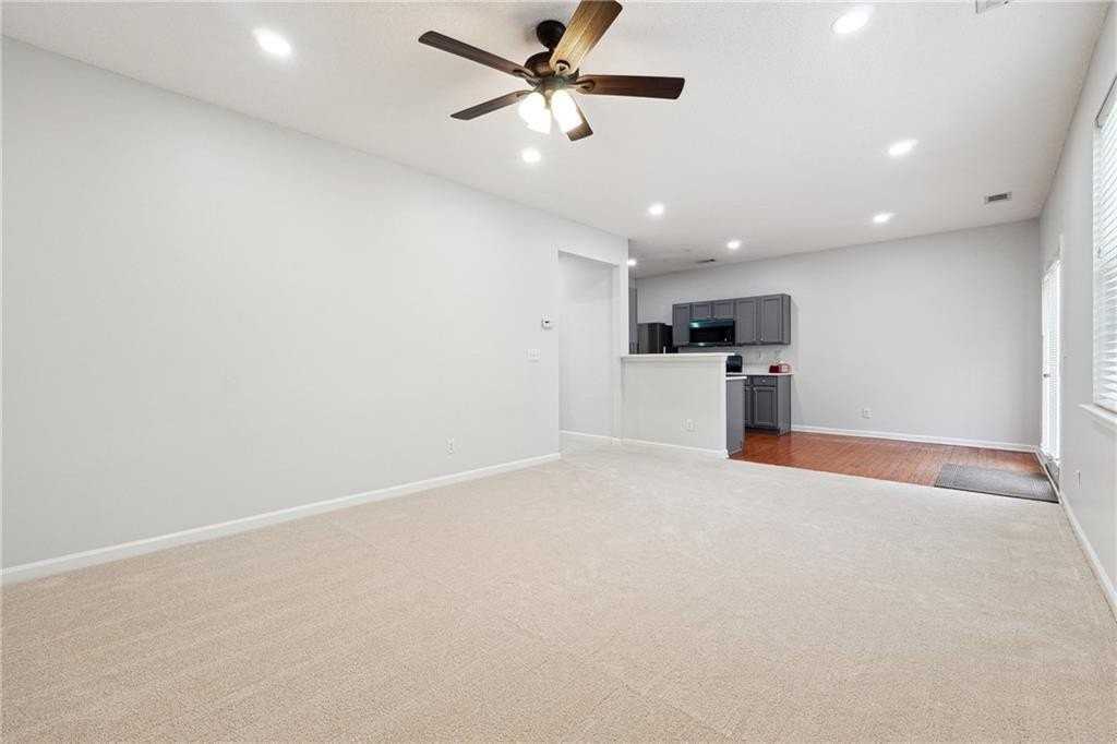 396 Weatherstone Pl - Photo 5 of 25