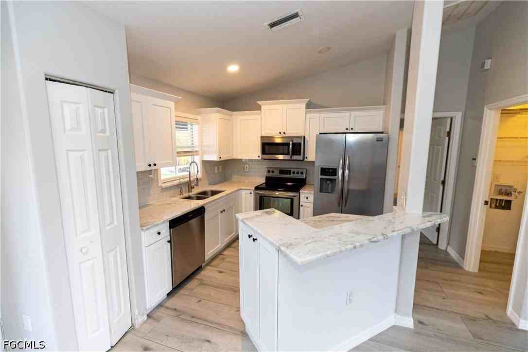417 Se 21st Ter - Photo 3 of 19