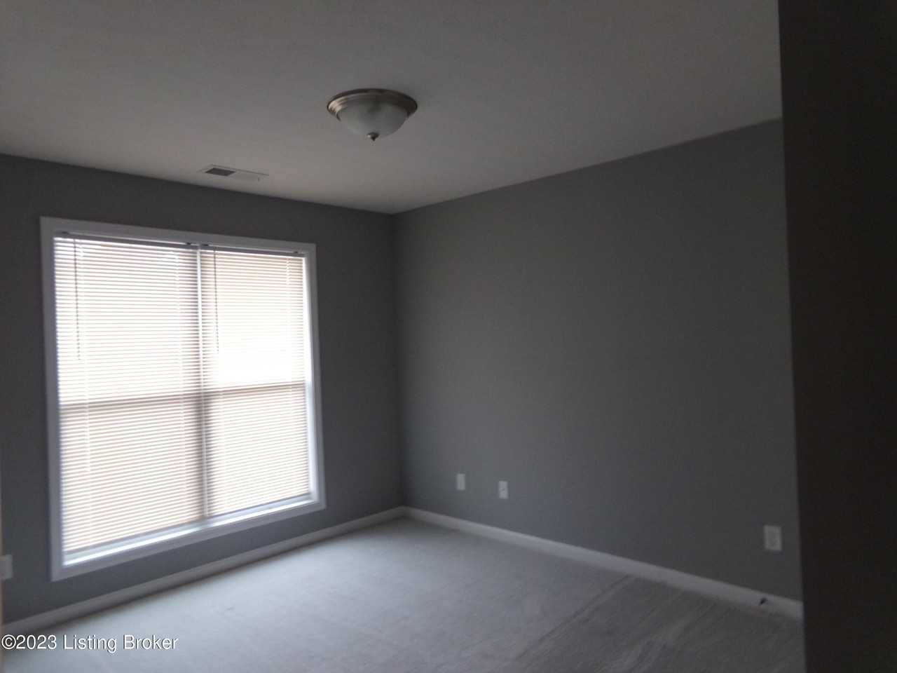 7635 Eagle Landing Way - Photo 7 of 8