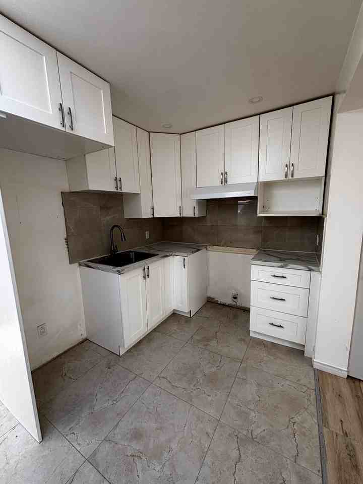 379 Rue de l'Église - Photo 2 of 10