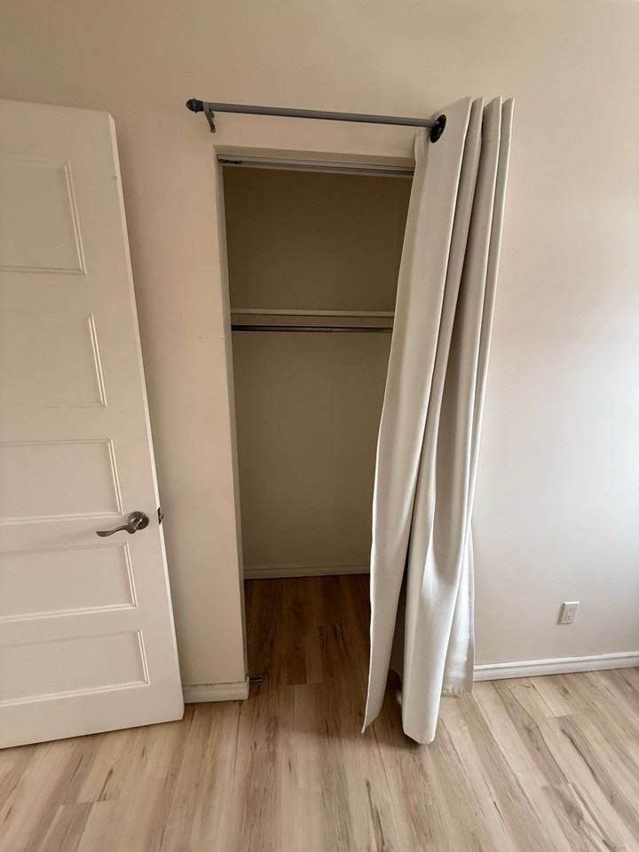 379 Rue de l'Église - Photo 6 of 10