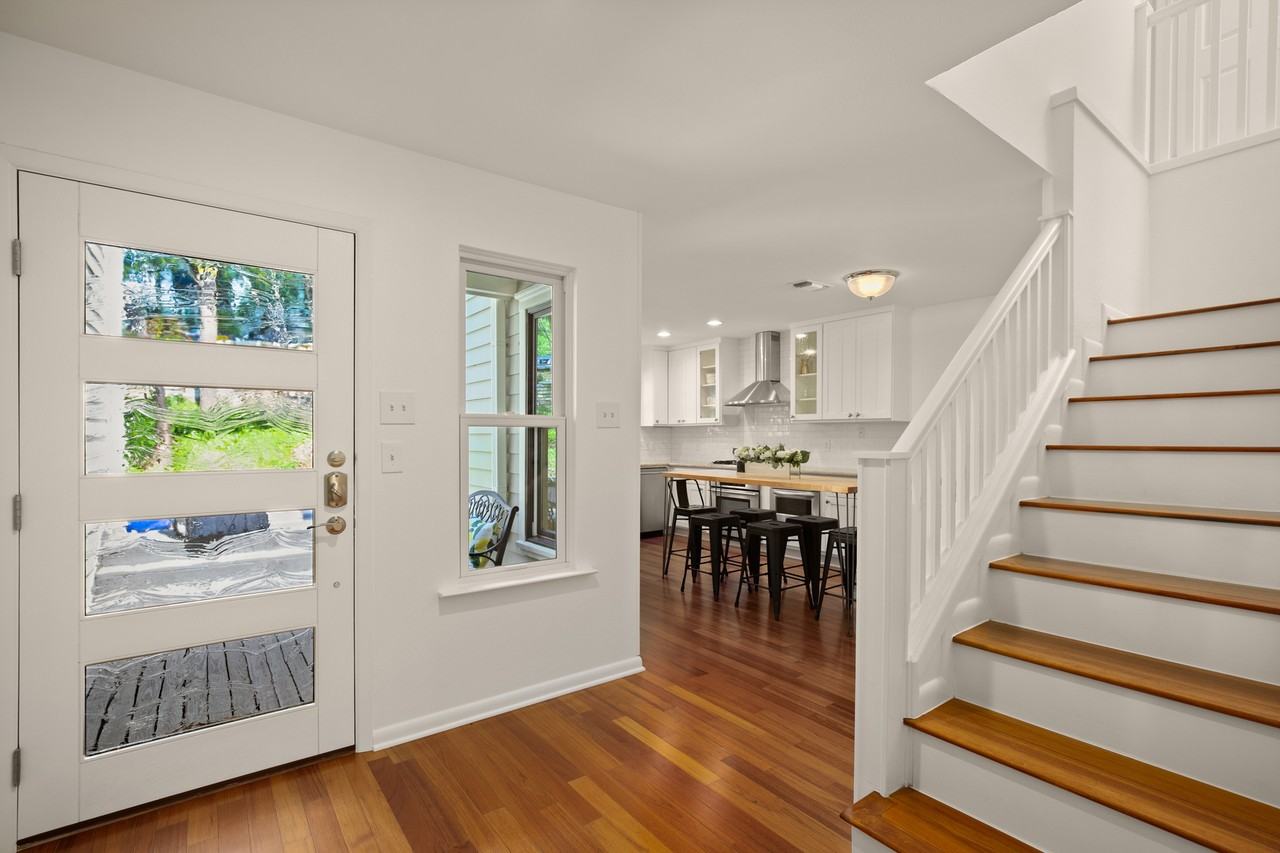 731 Patterson Ave #1 - Photo 2 of 36