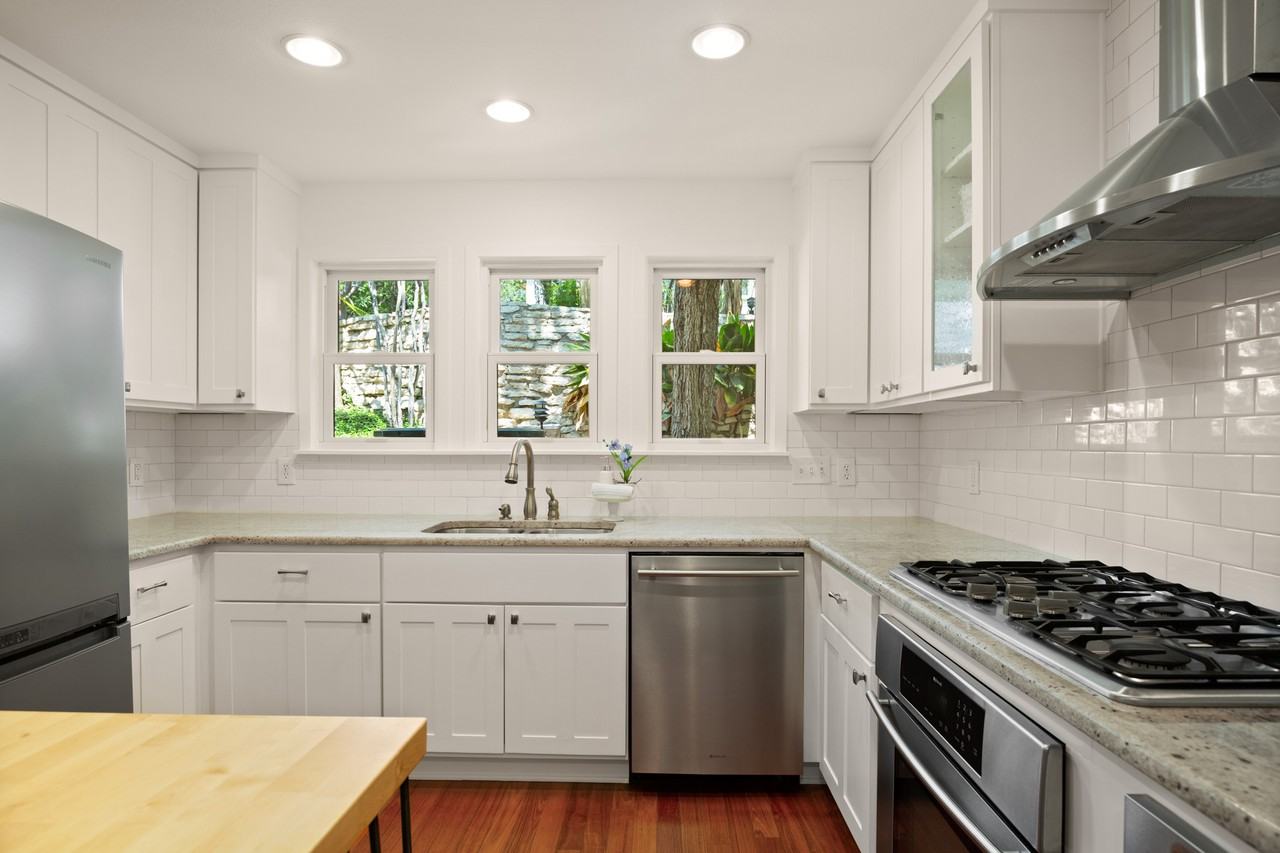 731 Patterson Ave #1 - Photo 4 of 36