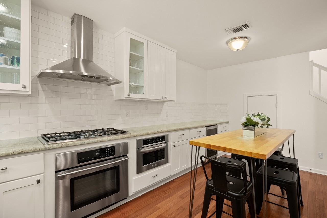 731 Patterson Ave #1 - Photo 5 of 36