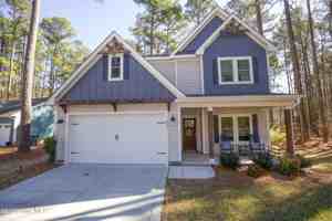 featured image of 643 Lilac Ln