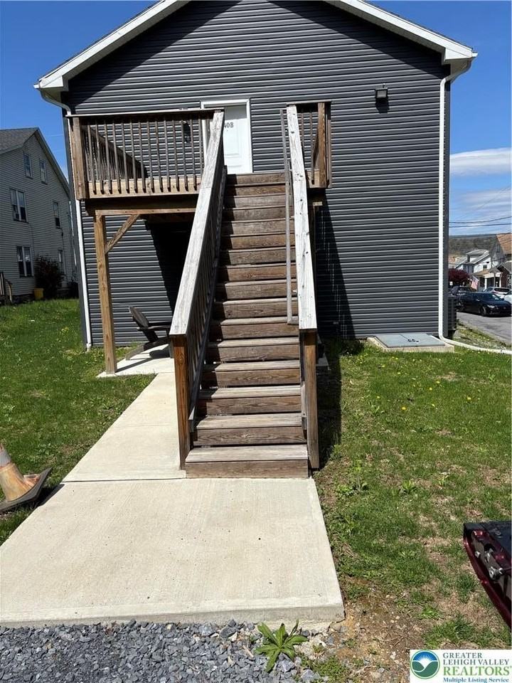 140 Gum St #B - Photo 2 of 12