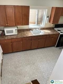 216 Cattell St #B - Photo 5 of 14