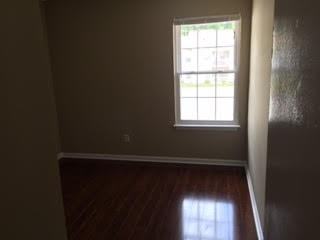 607 Crows Nest Ct #1 - Photo 3 of 8