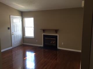 607 Crows Nest Ct #1 - Photo 4 of 8