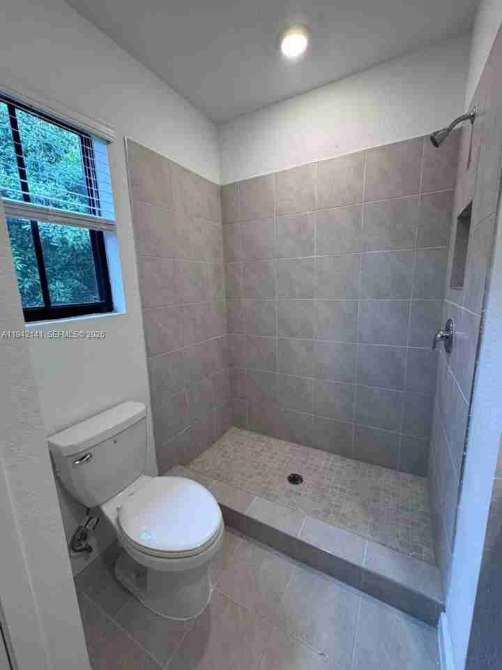 1549 Northeast 3rd Avenue #0 - Photo 3 of 27