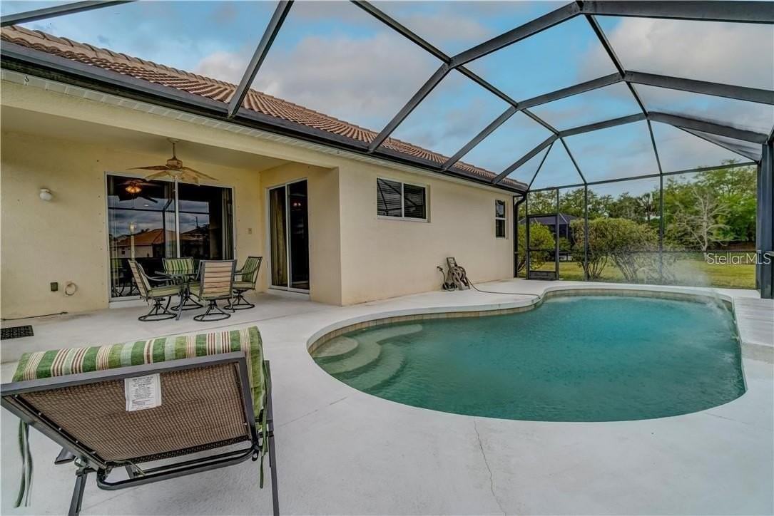 2420 Caraway Dr - Photo 3 of 19