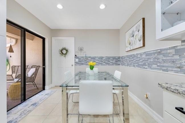 8035 Bayside View Dr - Photo 3 of 14