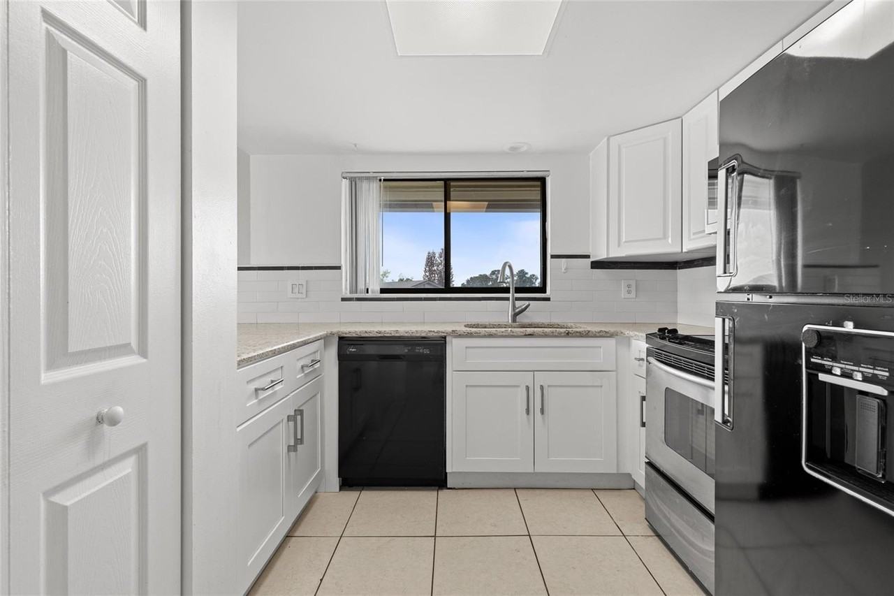 1064 Lotus Pkwy #941 - Photo 6 of 41