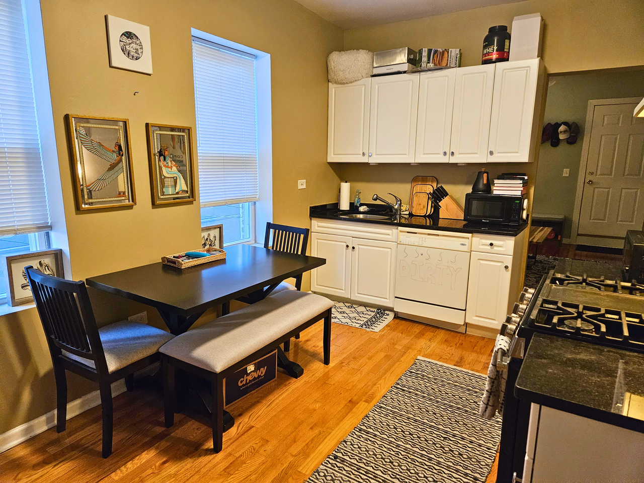 2240 W Palmer St #2R - Photo 6 of 8