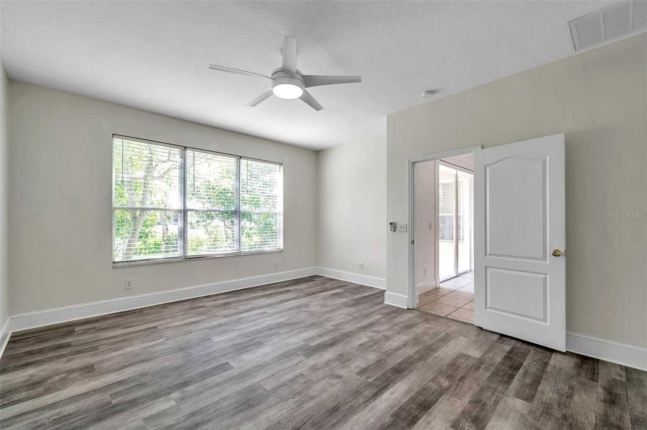 1915 Fruitridge St - Photo 7 of 42