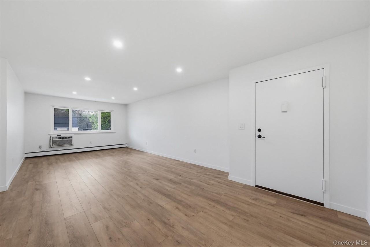 810 Blooming Grove Tpke #113 - Photo 5 of 21