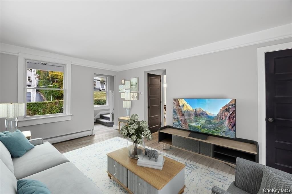 122 Liberty Ave - Photo 2 of 23