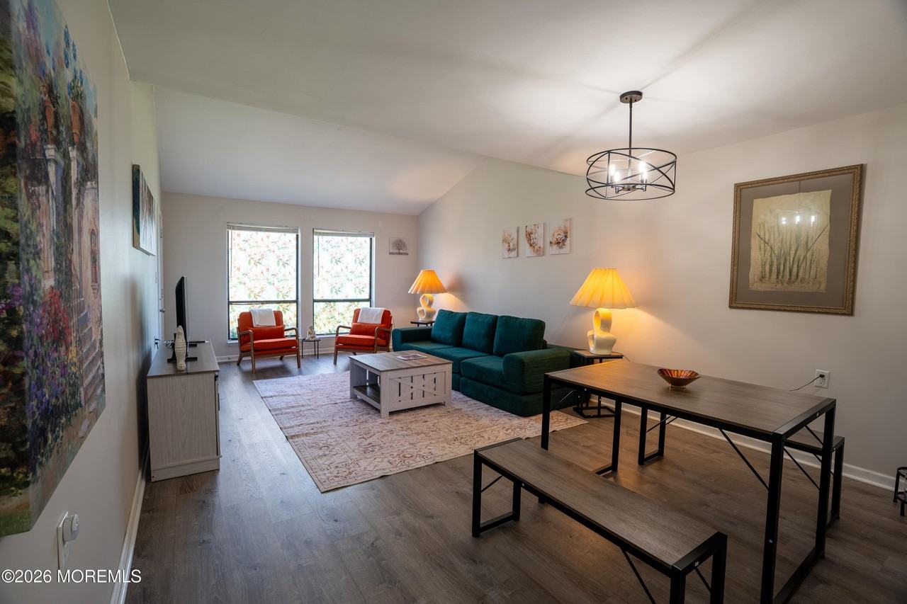 5C Twin Rivers Dr #C - Photo 3 of 17