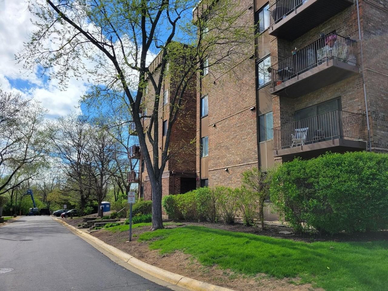 420 Walnut Creek Ln #3508 - Photo 3 of 16