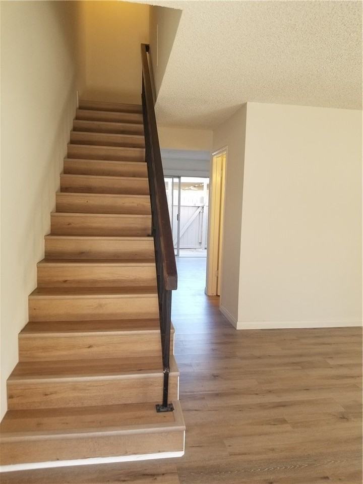 16932 Limelight Cir #D - Photo 2 of 29